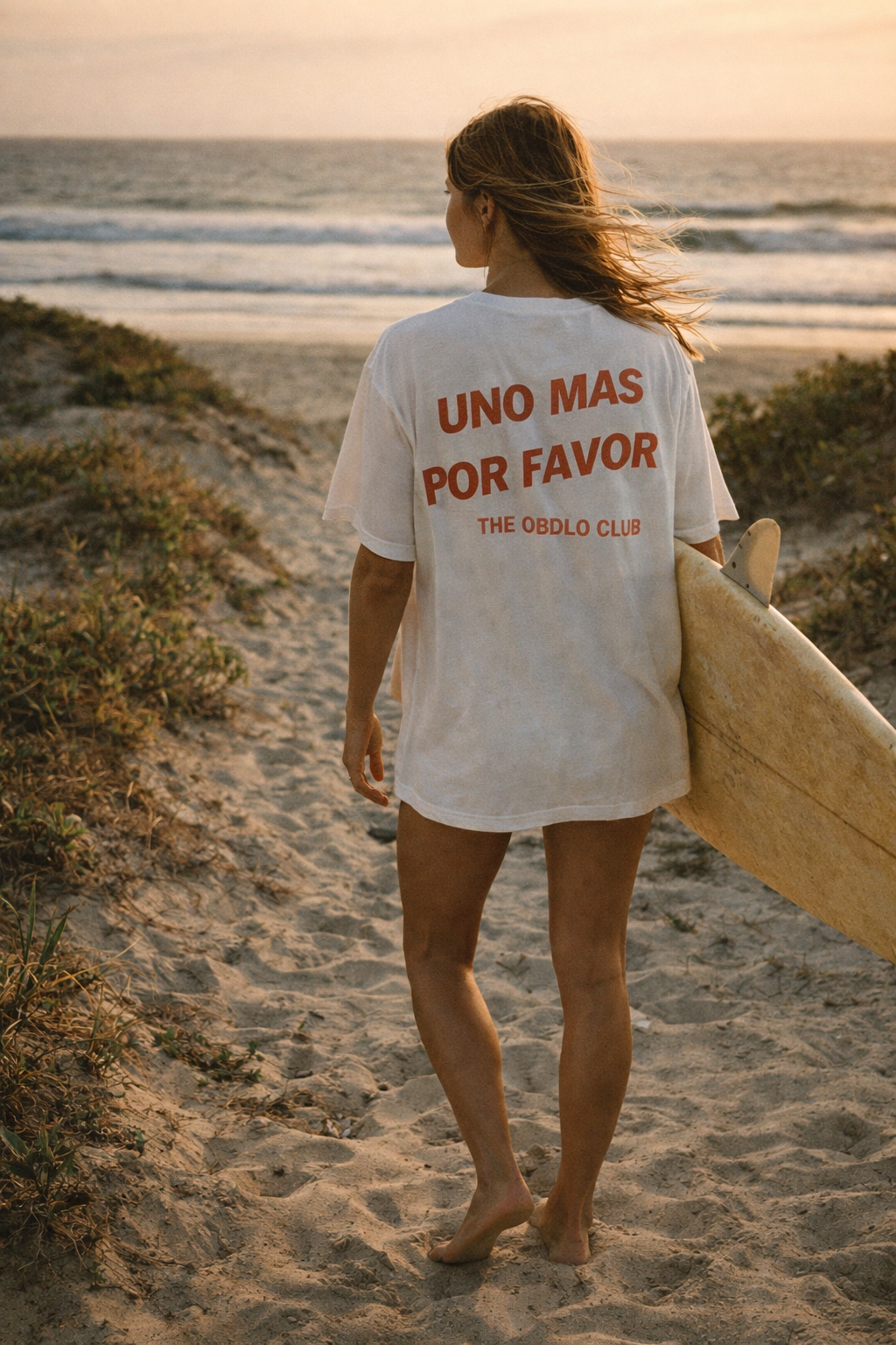 UNA MÁS POR FAVOR TEE